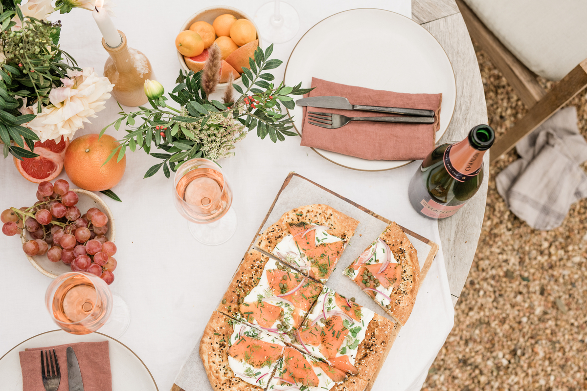smoked salmon flatbread with everything bagel seasoning brunch recipe